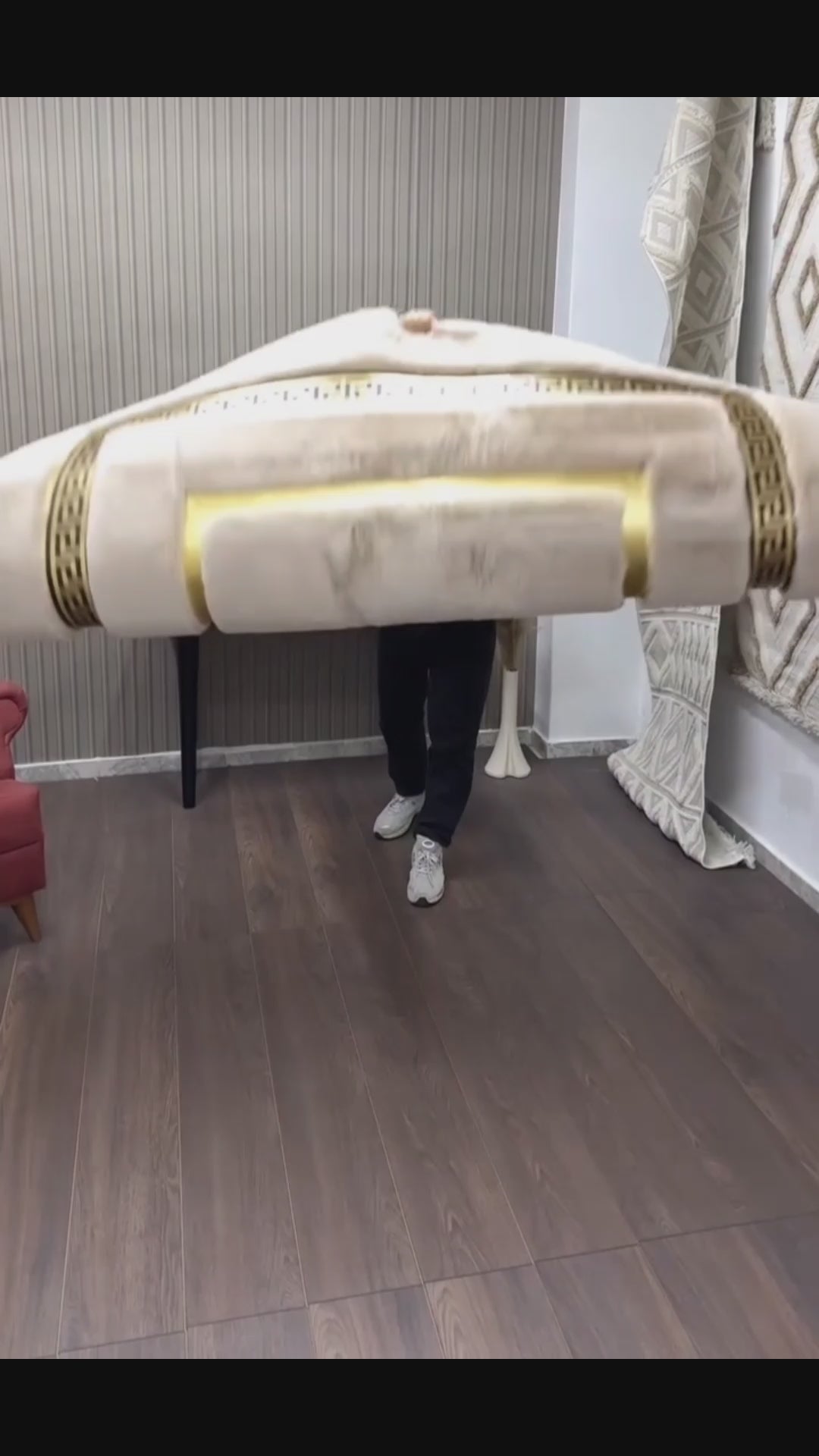 Greek Medallion Carpet – Golden Ivory